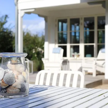 Nantucket Blue Дом отдыха *